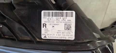 LAMPA PRZÓD SKODA FABIA III LIFT ZWYKŁA PRAWA RH 18-22 6V1941016D