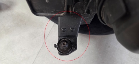 LAMPA PRZÓD VOLKSWAGEN TOURAN III 3 ZWYKŁA 15- PRAWA RH 5TB941006A