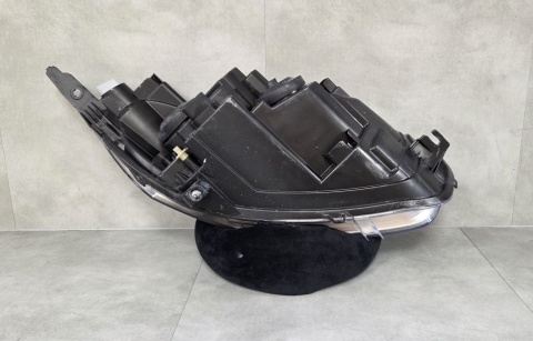 LAMPA PRZÓD FORD COURIER LIFT ZWYKŁA LEWA LH JASNA 17-23 JT7613W030AD