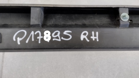 Listwa progowa lewa Mitsubishi Space Star II 12-24 6512a479