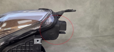 LAMPA PRZÓD SUZUKI VITARA 2 II LED LIFT 24- LH LEWA KOITO 100 7R016