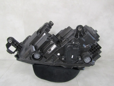 LAMPA PRZÓD SKODA SCALA LED 19-23 RH PRAWA 657941016