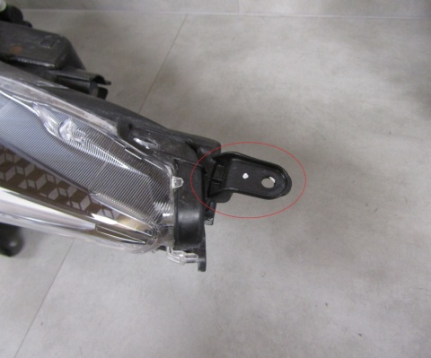 LAMPA PRZÓD TOYOTA YARIS IV 4 LED LH LEWA 20-