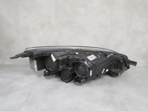 LAMPA PRZÓD FORD KUGA MK3 ZWYKŁA SOCZEWKA LH LEWA 19-24 LV4B-13W030-AK