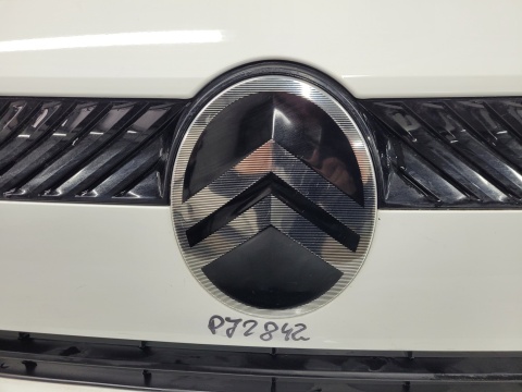 Zderzak przód przedni Citroen C3 E-C3 24- / + osłona + wzmocnienie