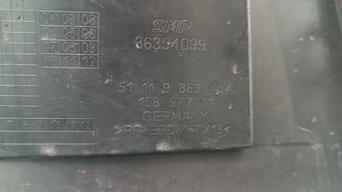 Zderzak przód przedni BMW 7 G70 M Pakiet 22-25/ + kierownica powierza