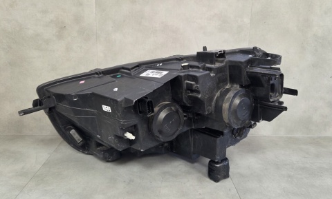 LAMPA PRZÓD OPEL COMBO E IV ZWYKŁA PRAWA RH 18-23 9816825480