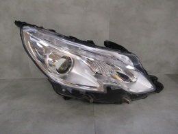 LAMPA PRZÓD PEUGEOT 2008 I ZWYKŁA SOCZEWKA RH PRAWA 9815403080 13-16