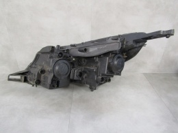 LAMPA PRZÓD PEUGEOT 2008 I ZWYKŁA SOCZEWKA RH PRAWA 9815403080 13-16
