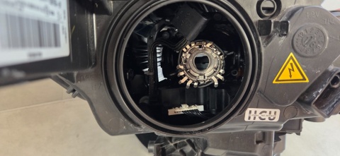 LAMPA PRZÓD FORD KUGA MK2 LIFT KSENON SKRĘTNY CIEMNA 16-19 LEWA LH GV41-13D155-EF