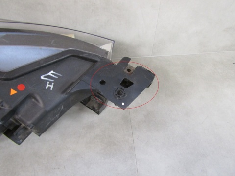 LAMPA PRZÓD MAZDA CX3 CX-3 ZWYKŁA SOCZEWKA LH 14-18