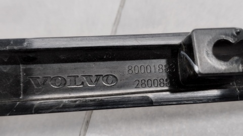 LISTWA KLAPY BAGAŻNIKA BLENDA SPOILER VOLVO EX30 80001883