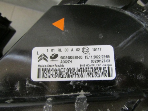 LAMPA PRZÓD CITROEN C3 III ZWYKŁA DRL LIFT 20-24 LEWA LH 9833480580-03