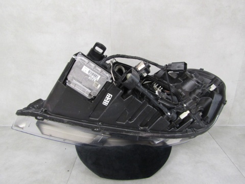 LAMPA PRZÓD VOLVO XC60 I KSENON SKRĘTNY RH PRAWY 08-13 30763136