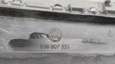 Zderzak tył tylny Skoda Kamiq 658 19-23