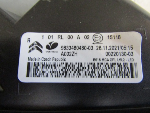 LAMPA PRZÓD CITROEN C3 III LED DRL 16-20 PRAWA RH 9833480480-03