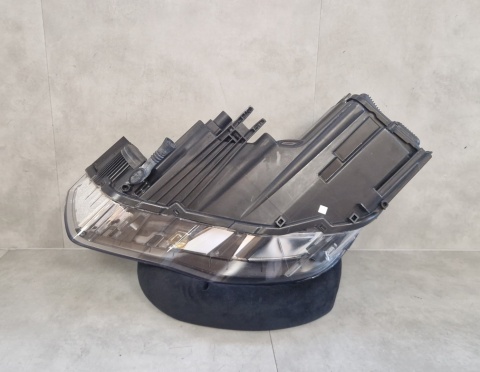 LAMPA PRZÓD AUDI A1 8X0 ZWYKŁA 10-14 PRAWA RH 8X0941004