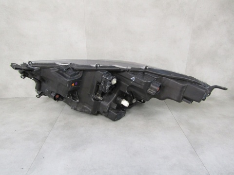 LAMPA PRZÓD TOYOTA YARIS IV GR SPORT LED 20- RH PRAWA KOITO 52-333