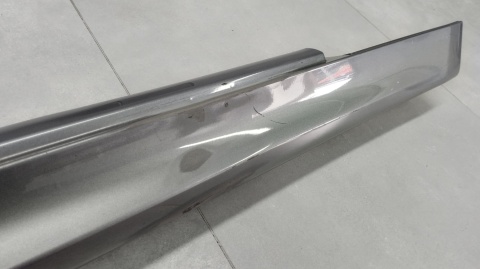 Listwa progowa prawa BMW 5 G30 G31 sedan kombi 17- M Pakiet