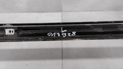Listwa progowa lewa Audi A4 B9 8W0 S-Line 15-19