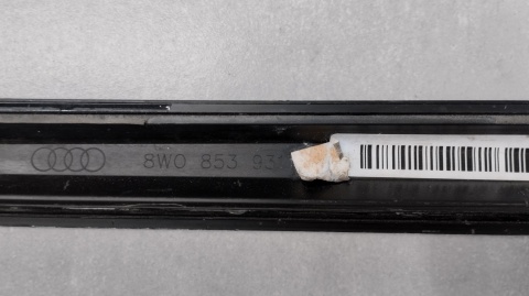 Listwa progowa lewa Audi A4 B9 8W0 S-Line 15-19