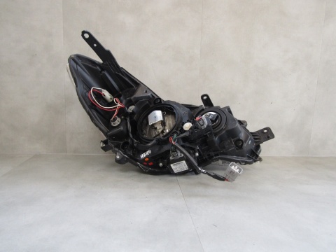 LAMPA PRZÓD SUBARU IMPREZA XV KSENON 11-17 LH LEWA