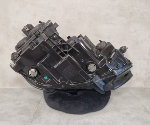 LAMPA PRZÓD VOLKSWAGEN PASSAT B8 ZWYKŁA LEWA LH 14-19 3G1941005B