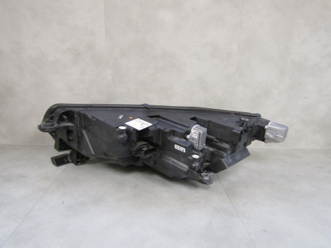 LAMPA PRZÓD SKODA OCTAVIA IV FULL LED 19-24 RH PRAWA 5E4941016B