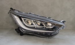 LAMPA PRZÓD TOYOTA YARIS IV LED 20- RH PRAWA