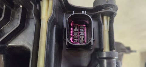 LAMPA PRZÓD AUDI Q3 83A MATRIX LEWA LH 18-25 83A941035
