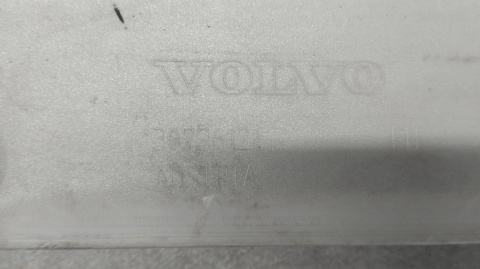 Listwa progowa prawa Volovo XC60 R Design 08-17