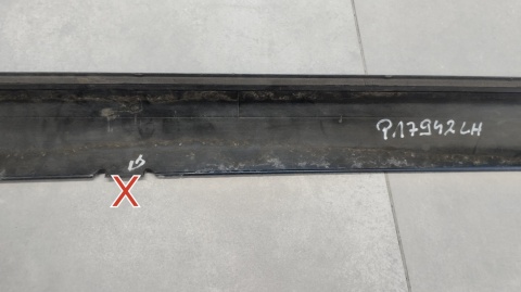 Listwa progowa lewa VW Polo 6R0 09-17 R Line