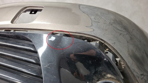 Zderzak przód przedni Toyota Auris 2 II Lift 15-18