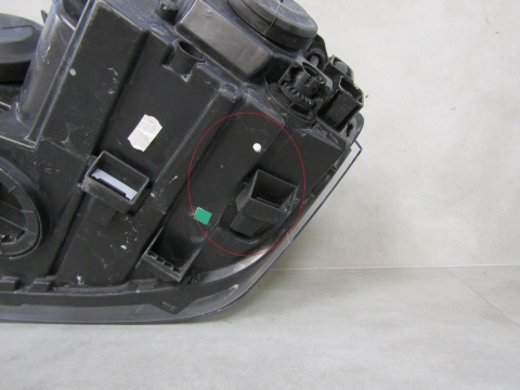 LAMPA PRZÓD VOLKSWAGEN VW POLO 2G ZWYKŁA 17-20 RH PRAWA 2G1941006