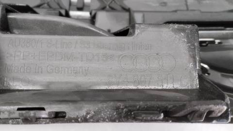 Zderzak tył tylny Audi A3 S-Line 8Y4 Sportback 20-23
