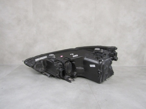 LAMPA PRZÓD AUDI A1 8X0 ZWYKŁA 10-14 RH PRAWA 8X0941004