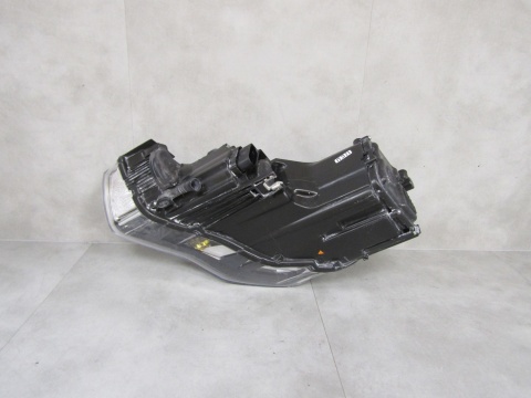 LAMPA PRZÓD AUDI A1 8X0 ZWYKŁA 10-14 RH PRAWA 8X0941004