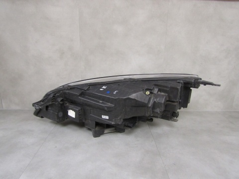 LAMPA PRZÓD FORD KUGA MK3 LED RH PRAWA 19-24