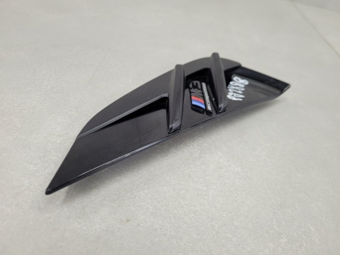 Zaślepka kratka listwa błotnika prawy przód Bmw M3 G80 G81 Lift LCI 23-