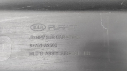 Listwa progowa prawa KIA Pro Ceed 3D GT 13-15