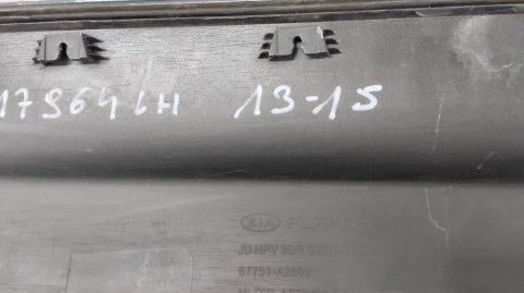 Listwa progowa prawa KIA Pro Ceed 3D GT 13-15