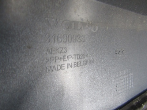 Zderzak przód przedni Volvo XC40 XC 40 Lift 22-