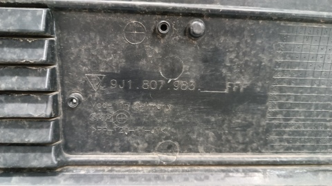 Zderzak tył tylny Porsche Taycan 9J1 19-24