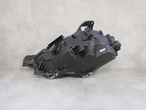 LAMPA PRZÓD VOLVO XC60 II FULL LED 17-24 RH PRAWA 32133549