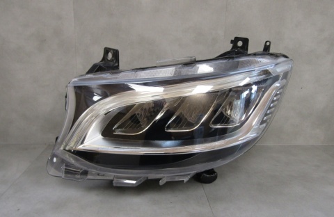 LAMPA PRZÓD MERCEDES SPRINTER W910 W907 LED 18- LH A9109065700