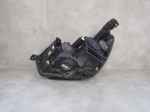 LAMPA PRZÓD OPEL GRANDLAND X ZWYKŁA Z LED RH PRAWA 17-21 YP00015580