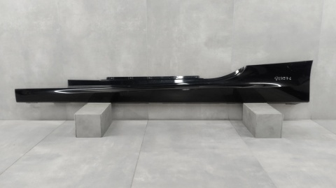 Listwa progowa lewa BMW 8 G14 G15 M Pakiet 18-