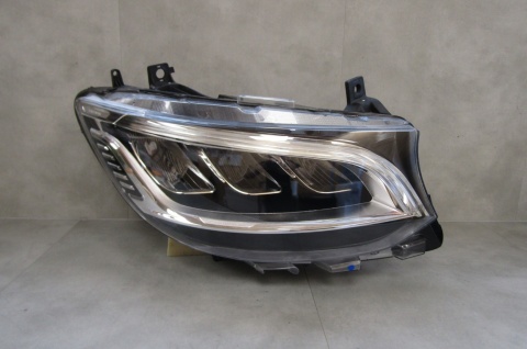 LAMPA PRZÓD MERCEDES SPRINTER W910 W907 LED 18- RH A9109068200