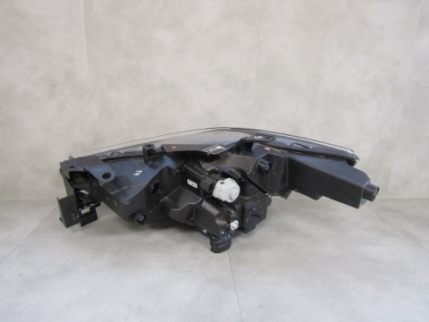 LAMPA PRZÓD MAZDA CX5 CX 5 II 2 LED SZARY SILNICZEK 17-21 RH PRAWA KB8N51030