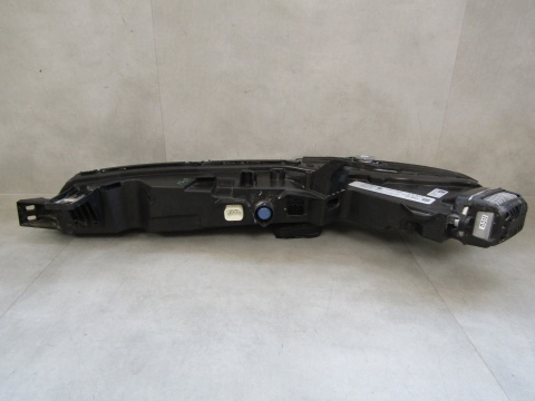LAMPA PRZÓD BMW X7 GO7 LIFT LCI SWAROVSKI RH PRAWA 22- 5A20A06